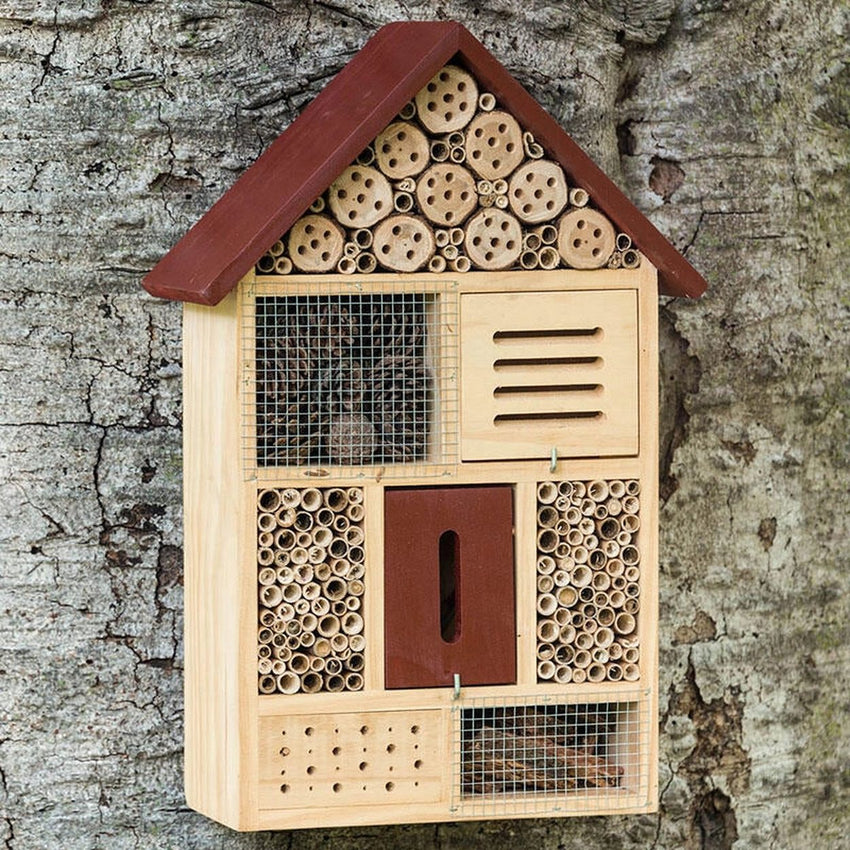 Beneficial Insect Habitat | BrecksBulbs.ca