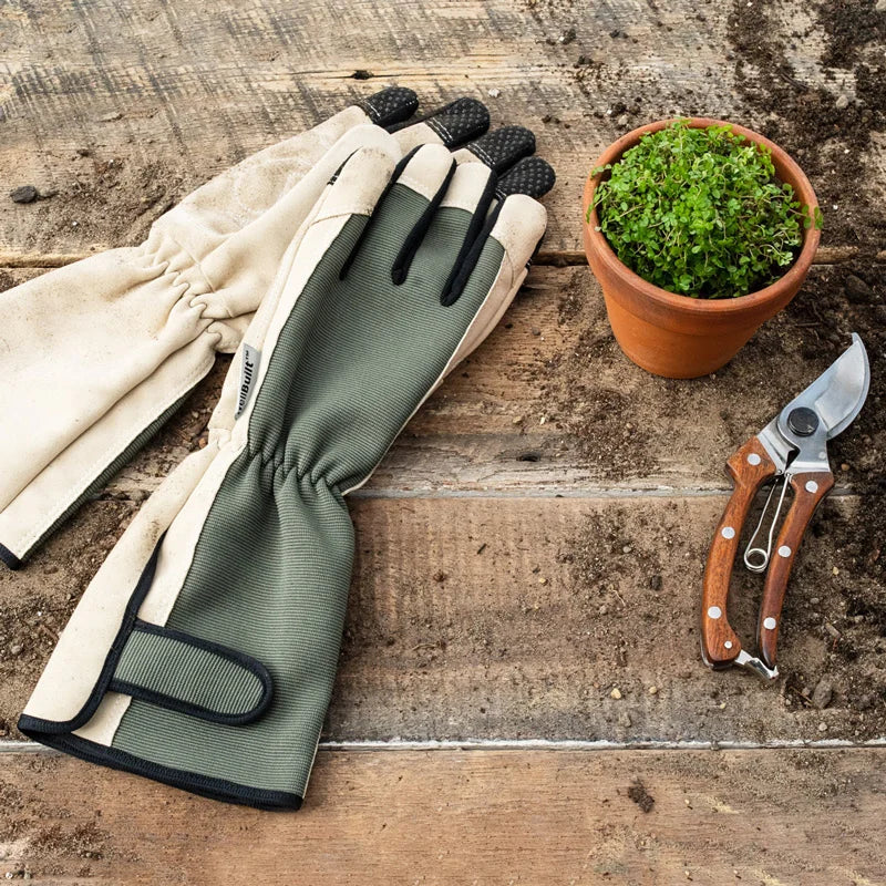 WellBuilt™ Gauntlet Gloves - Main Image